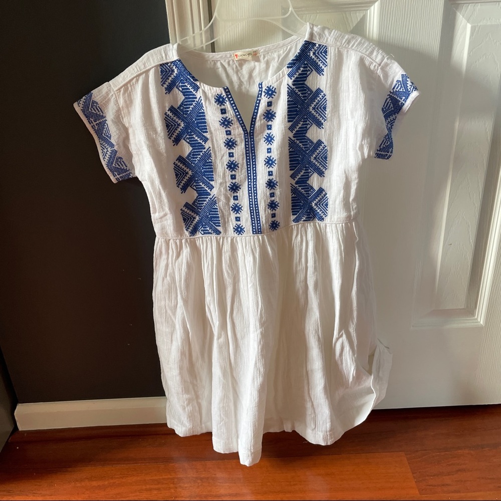 Like new size 12 crewcuts tunic top with embroidery